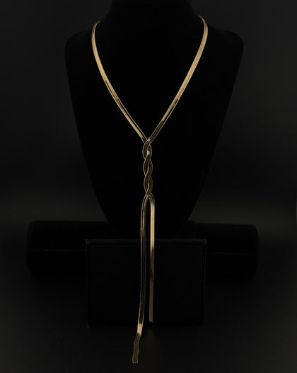 Edle Halskette mit verschlungenem Design – Modern und zeitlos GOLD